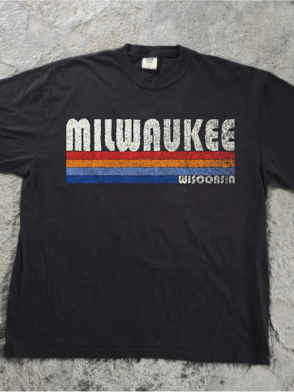 Milwaukee Wisconsin Retro Stripe Graphic Tee - Black Unisex